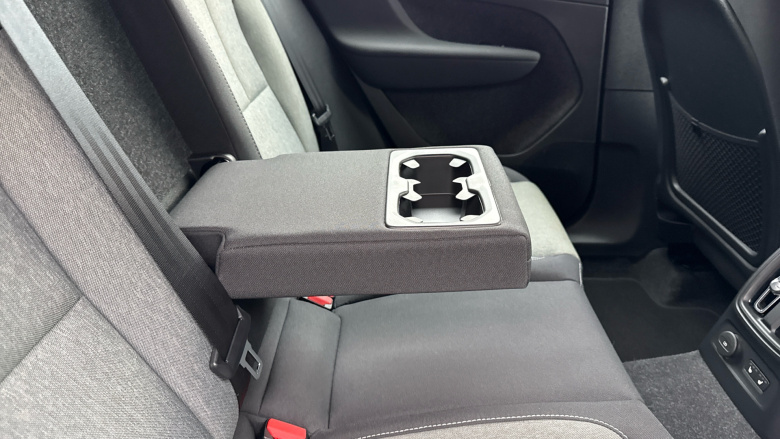 Volvo Xc40 1.5 T4 Recharge PHEV Plus Dark 5dr Auto Estate